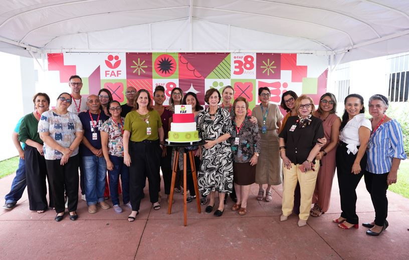 Aniversário da Fundação Alice Figueira é celebrado com missa e corte de bolo