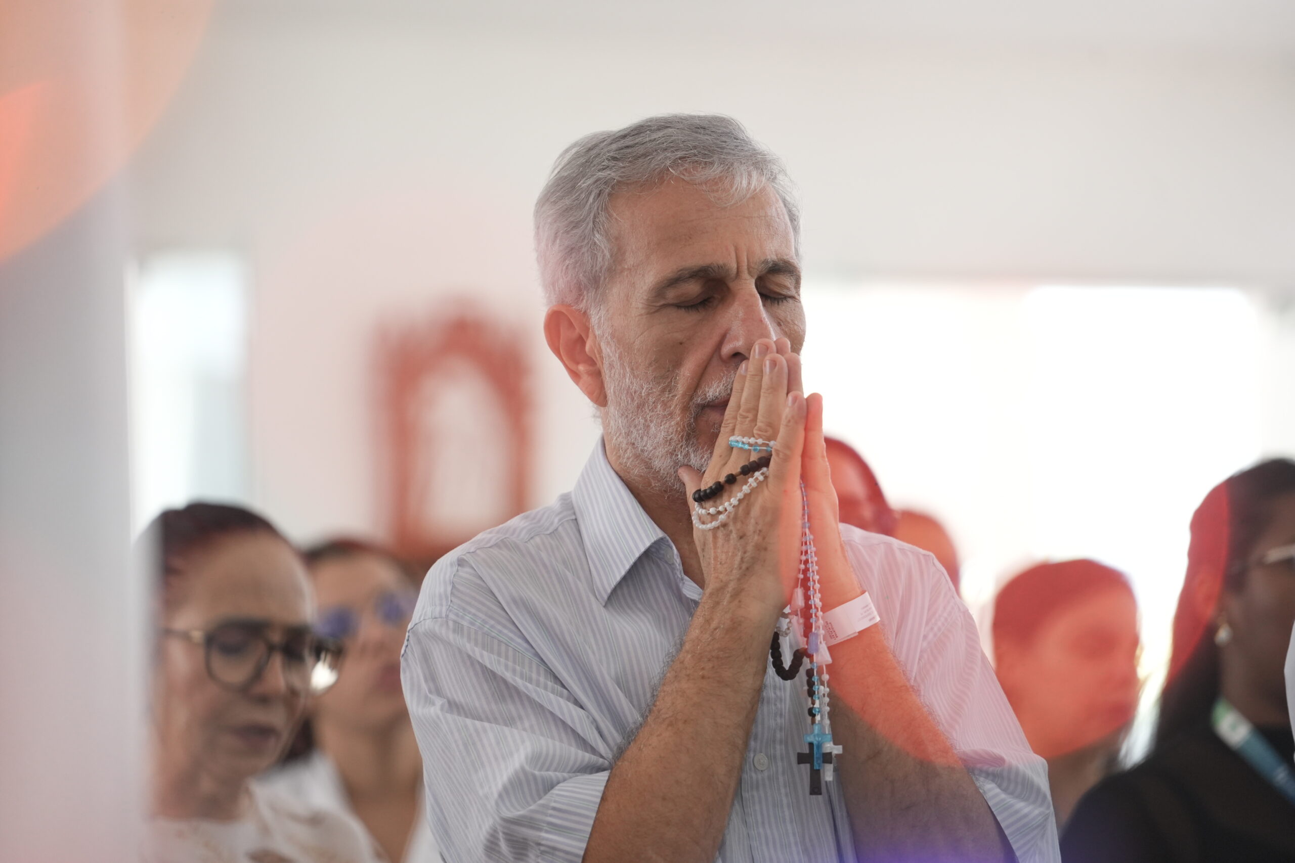 Tradicional Missa de Natal do IMIP reúne corpo diretivo e colaboradores na Capela da Instituição