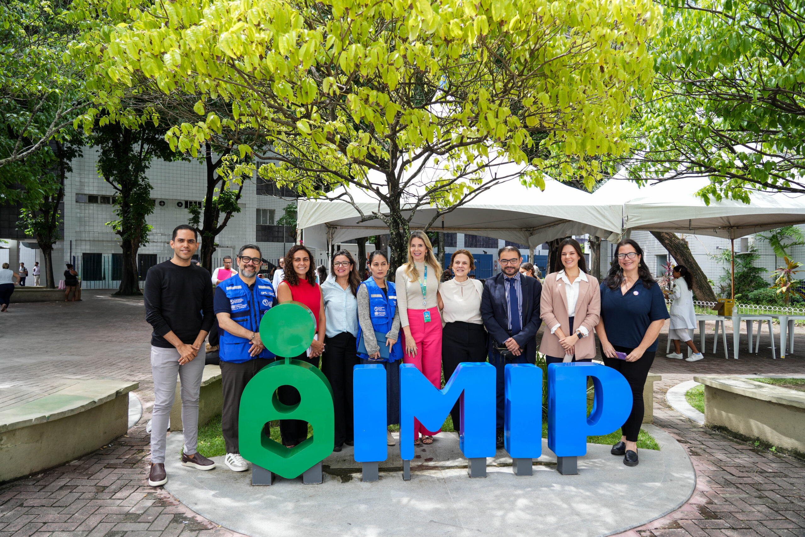 IMIP recebe missão internacional da OPAS e Ministério da Saúde para fortalecimento do Programa Útero é Vida